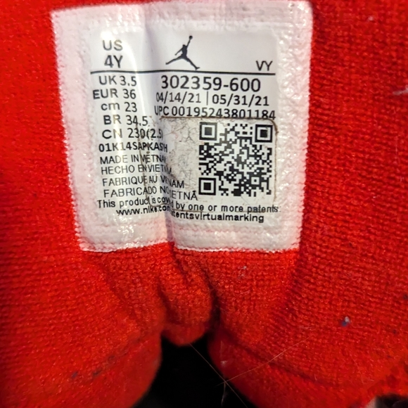 Nike Air Jordan Retro 9 Chile Red Size 4Y Sneakers - Picture 12 of 15